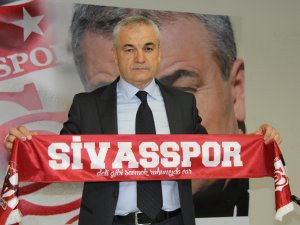 Rıza Çalımbay 1 Yıl Daha Sivasspor’da!