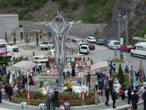 Sergiyi Türkiye’de Kimsenin Aklına Gelmeyecek Bir Yerde Açtılar