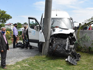 Ordu'da otomobil ile minibüs çarpıştı: 15 yaralı