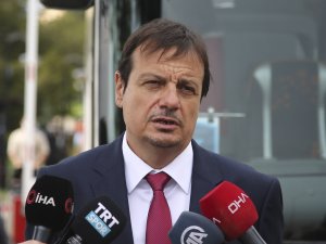 “Böylesine Anlamlı Bir Kupayı Gazi Mustafa Kemal Atatürk’e Getirmiş Olmaktan Büyük Onur Duyuyorum”