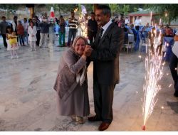Karabük Huzurevinde Mutlu Evlilik