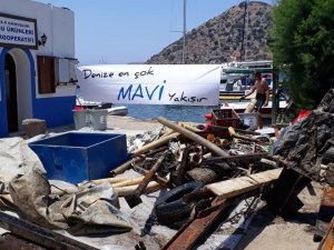 Denizden 2 Saatte 1 Ton Atık Çıkardılar