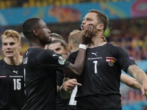 Arnautovic’e 1 Maç Ceza