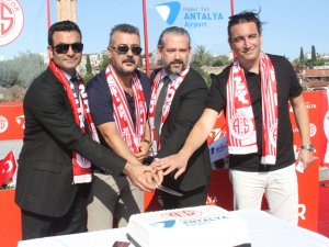 Antalyaspor, Fraport Tav İle İsim Sponsorluğunu 2 Yıl Uzattı
