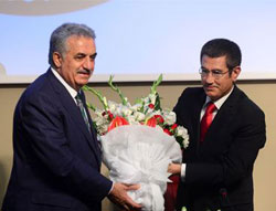 Bakan Yazıcı, Bakanlığı Canikli'ye Devretti VİDEO İZLE