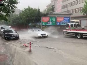 İ̇stanbul’da Sağanak Yağmur