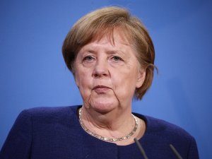 Merkel: “Belirli Konuları Birlikte Şekillendirmek İstiyorsak Birbirimize Bağımlıyız"