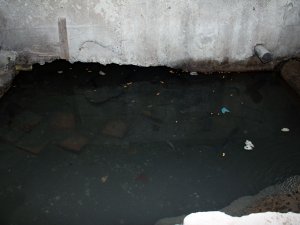 Marangoz Atölyesine Alabalık Havuzu Yaptı