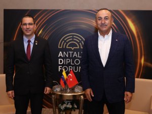 Dışişleri Bakanı Çavuşoğlu’nun Diplomasi Trafiği
