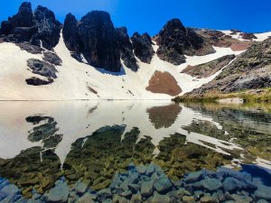 Gümüşhane’deki Artabel Gölleri Tabiat Parkı Ziyaretçilerine Muhteşem Manzaralar Sunuyor