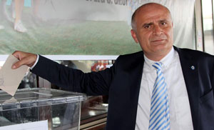 Pazarspor Kulübü Başkanlığına Mustafa Taşkın yeniden seçildi