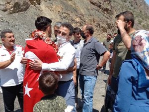 Milli Güreşçi Erkan Ergen Artvin’de Coşkuyla Karşılandı