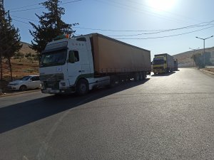 Bm’den İ̇dlib’e 74 Tır Yardım Gönderildi
