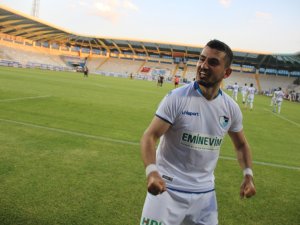 Emrah Başsan Bb Erzurumspor’a Veda Etti