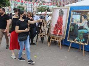Giresun’da Halk Eğitim Merkezi’nin Yıl Sonu Sergisi Açıldı