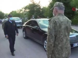 Bakan Akar, Tsk Komuta Kademesi İle 2. Ordu Karargahı’nı Ziyaret Etti