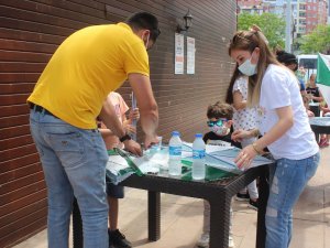 Giresun Belediyesi Çocuklar İçin Uçurtma Şenliği Düzenledi