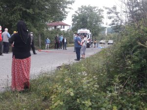 Minibüsün Altında Kalan 5 Yaşındaki Çocuk Hayatını Kaybetti