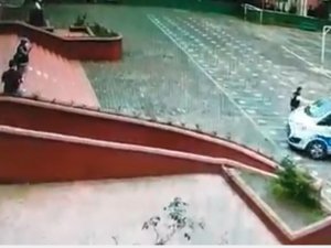 Eksik Evraklı Öğrencinin Yardımına Polis Ekipleri Koştu