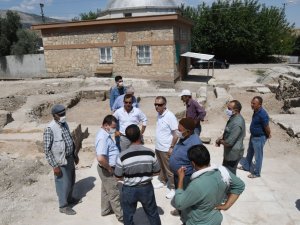 Vali Mahmut Çuhadar, Arkeolojik Kazı Çalışmalarını İnceledi
