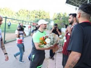 Erol Bulut, Gaziantep Fk İle İlk Antrenmanına Çıktı