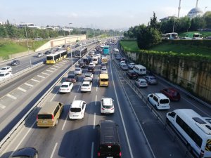 Kısıtlama Sonrası İ̇stanbul’da Trafik Yoğunluğu