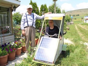 Eşine Sera Malzemelerinden Elektrikli Araba Yaptı