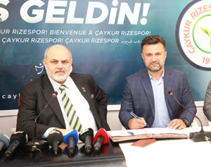 Çaykur Rizespor, Bülent Uygun ile 3 Yıllık Sözleşme İmzaladı