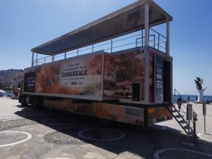’Çanakkale Mobil Müze Tırı’ Kuşadası’nda Ziyarete Açıldı