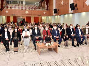 Gümüşhane’de “Kadınlarla Büyük Türkiye Yolunda” Programı Düzenlendi