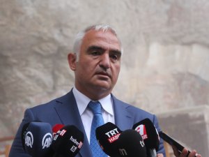 Bakan Ersoy Turizm Sezonu İçin Umutlu Konuştu