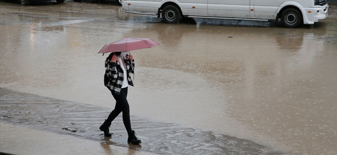 Rize’de Yarın Kuvvetli Yağış Bekleniyor