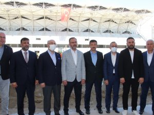 Gençlik Ve Spor Bakanı Mehmet Muharrem Kasapoğlu İ̇zmir’de