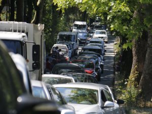 Kısıtlamasız İlk Pazar Gününde Vatandaşlar Belgrad Ormanı’na Akın Etti