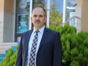 Aksaray’da İ̇mam Hatip Lisesini Tercih Eden Öğrencilere Burs