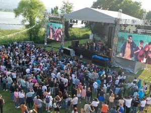 Kocaeli’de Gençler Eypio İle Coştu