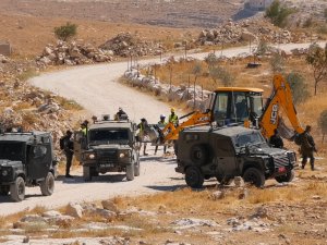 İ̇srail Güçleri, Filistinlerin Kullandığı Su Şebekesini Yıktı