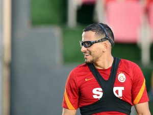 Omar Elabdellaoui Takımla İlk İdmanına Çıktı