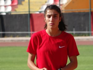 Türkiye Rekortmeni Milli Sporcu Nevin İ̇nce Avrupa Şampiyonası’na Hazır