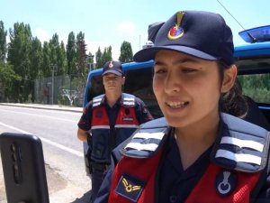 Anne Ve Asker Oğlunun Gözyaşları İçinde Duygulandıran Görüşmesi