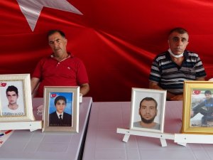 Evlat Nöbeti Kararlılıkla Sürüyor, Gelen Çocuklarla Umut Büyüyor