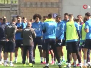 Fenerbahçe, Topuk Yaylası’nda Antrenmanlarını Sürdürüyor