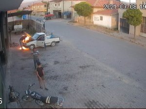 Oto Tamircisi Yanmaktan Son Anda Kurtuldu