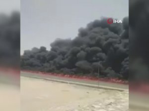 Mısır’da Akaryakıt Tankeri Alev Alev Yandı