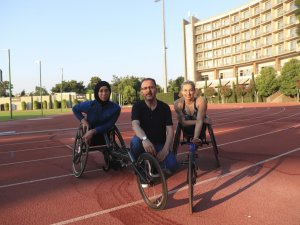 Bakan Kasapoğlu’ndan Tokyo 2020’ye Hazırlanan Milli Sporculara Destek Ziyareti