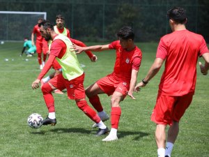Sivasspor Çalışmalarını Sürdürüyor