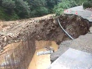Giresun’da Sağanak Yağış Hayatı Olumsuz Etkiledi