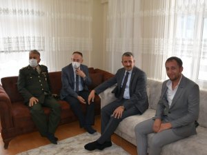 Bacağında Şarapnel Parçası İle Yaşayan 15 Temmuz Gazisi Semerci, O Geceyi Anlattı