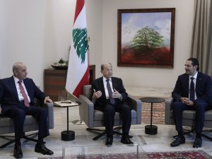Lübnan’da Hükümeti Kurmakla Görevlendirilen Hariri, Kabinesini Cumhurbaşkanı Aoun’a Sundu