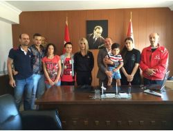 Sporculardan Müdüre Ziyaret